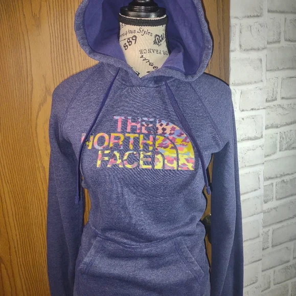 Xs women's North Face Hoodie - Picture 10 of 10